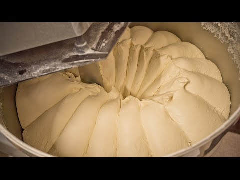 10000 bread sells a day! Delicious Turkish street food bread recipe! Traditional Turkish Bread