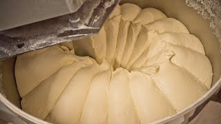 10000 bread sells a day! Delicious Turkish street food bread recipe! Traditional Turkish Bread