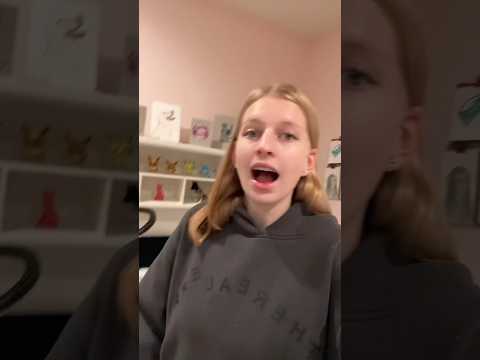 Old sketchbook tour!!!!