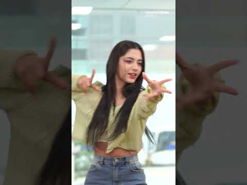 X:IN Aria teaches 'KEEPING THE FIRE' point choreography🔥