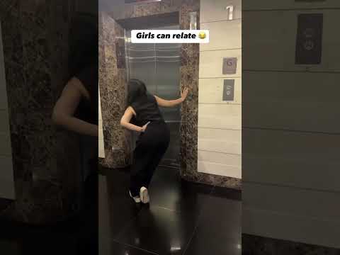 Aur kiske saath aisa hota hai…😂 #girls #relatable #sameekshasud #comedy #washroom #shorts