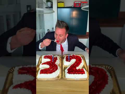 Tanti auguri a me 🥳🎂 #bellagianda #compleanno #torta
