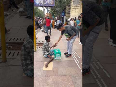 आज से भईया जी मेहनत करके खाएँगे 🥹♥️ #humanity #helping #respect #shortvideo #viralvideo