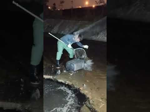 MAGIC SINK HOLE