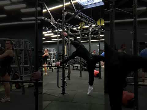 calisthenics réaction at gym #calisthenics #power #youtubeshorts #youtube #gym #motivation #sports