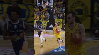 DeHigh statt DeLow 🆙🆙🆙27 Punkte für Malte gegen Rostock. @basketballbundesliga