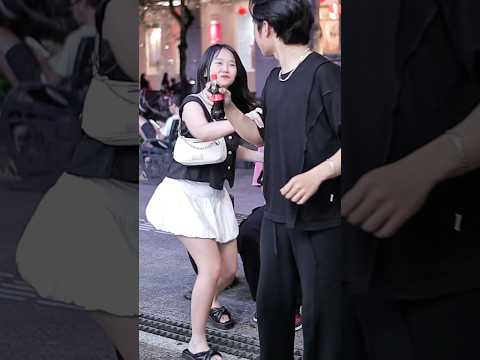 A drink trick that left the girl confused.😁 #prank #comedy #explore #shorts #funny