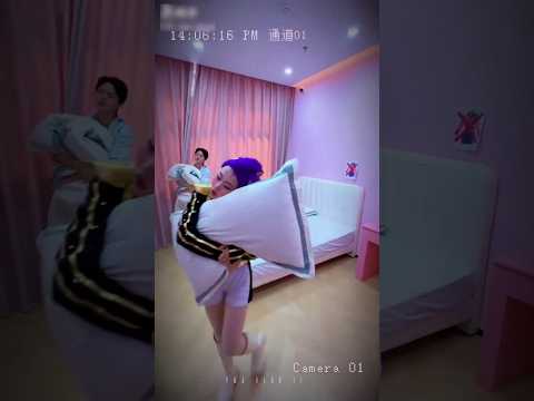 A disabled duckling helps his cat friend 🐥 133 #DuckRescue #CuteAnimal #AnimalRescue