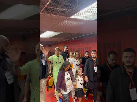 Muslera ve ailesi son kez RAMS Park koridorlarında…