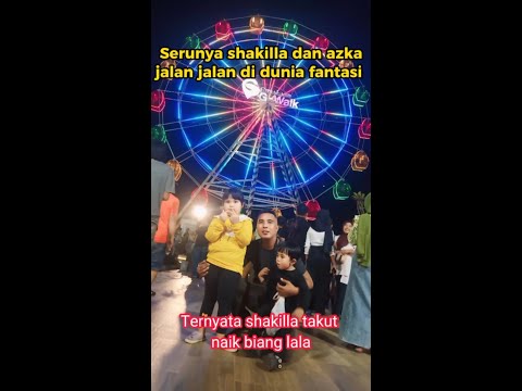 Temani shakilla dan azka jalan jalan