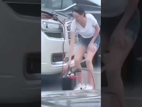 방전된 배터리 충전하는 전례 없는 독특한 방법