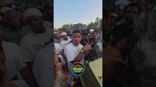 Chipeo De Titanes. Sin Derecho de Autor.