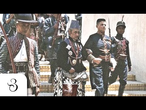 Grebeg Mulud Tahun Dal 1932 di Keraton Yogyakarta Era Sultan Hamengkubuwono VIII [ID SUB]