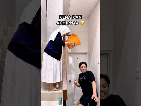 Kena juga kan akhirnya Mas Jar Mba uus 🤣