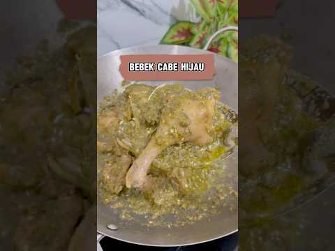 Baru pertama kali masak dan makan Bebek Cabe hijau