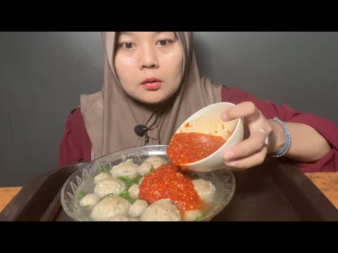 NO CUT!!TANPA POTONG VIDEO,MAKAN BAKSO TIDAK SENGAJA SAMBAL TUMPAH SEKALIAN SAJA DIHABISKAN SEMUA