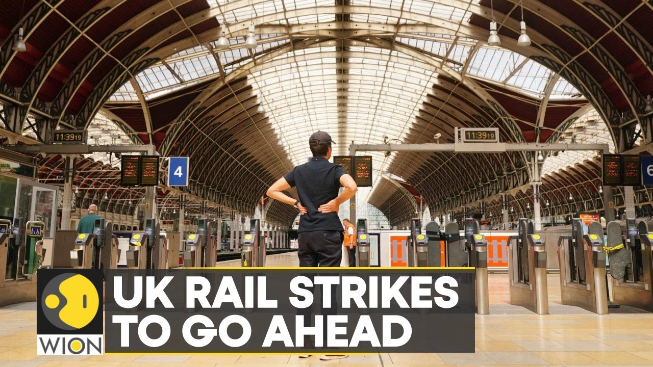 UK: Christmas rail strikes to go ahead as Union rejects offer from operators