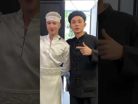 Sự thật là bài solo của Ti diễn cùng Jun Phạm, mà hỗn quá nên bị cắt hết rồi...