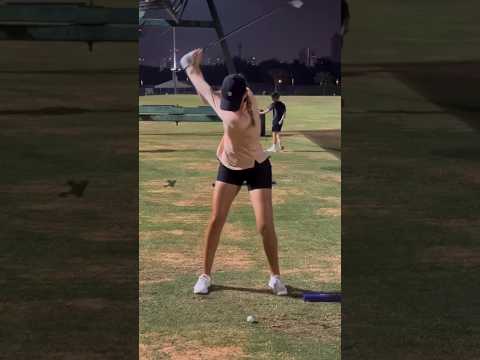 저런 깔끔한 스윙 parfect impact!!🔥🔥Chiara Noja. Instagram@thechiaranoja