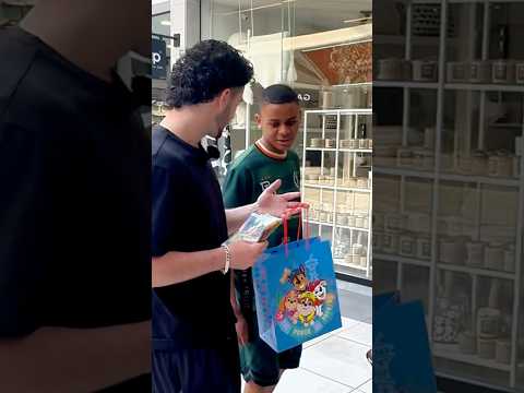 R5000 or Mystery Gift? #southafrica #kindness #bigmankg