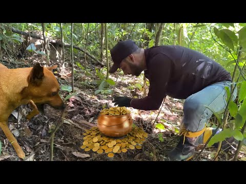 Tesouro indescritível de baixo de uma pedra!
