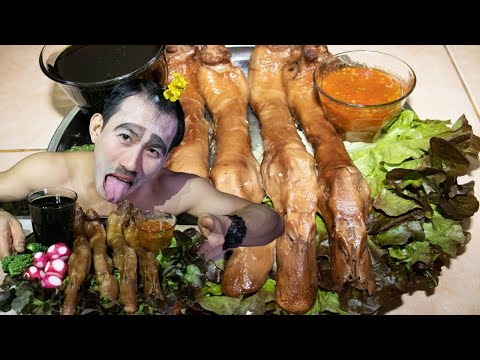 ASMR Eat duck with chili sauce #asmr #asmreating #asmrfood #mukbang #miyuasmr