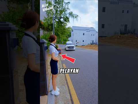 Pelayan pribadi pintar memuaskan majikannya