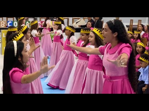 👑 ALÉM DO RIO AZUL  💖🎀🌸🌷 ELAS SÃO MUITO LINDAS !!! GRUPO DE GESTO CRESCENDO COM CRISTO