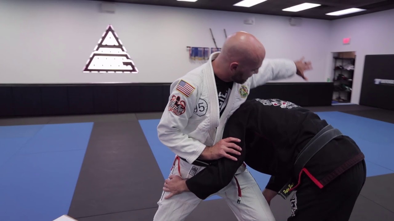 Guillotine choke