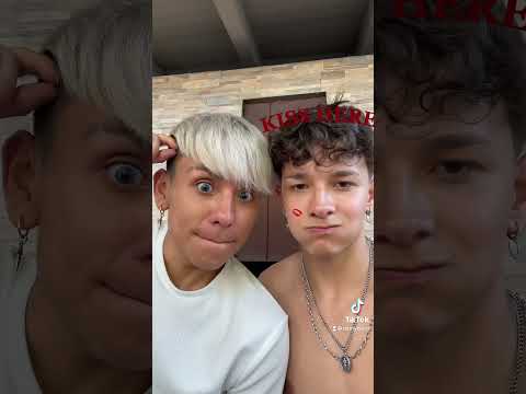 I VECCHI COMPONENTI DI STARDUST MI BACIANO DAPPERTUTTO(MURA GIANLUCA E PATRIZIO MORELLATO)
