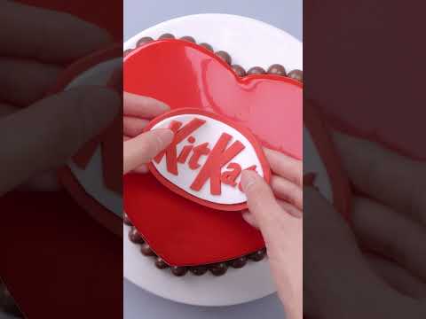 Simple Heart Cake Decorating Ideas