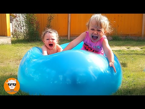 Funny Babies and Siblings fail at home - Funny Baby Videos | Just Funniest