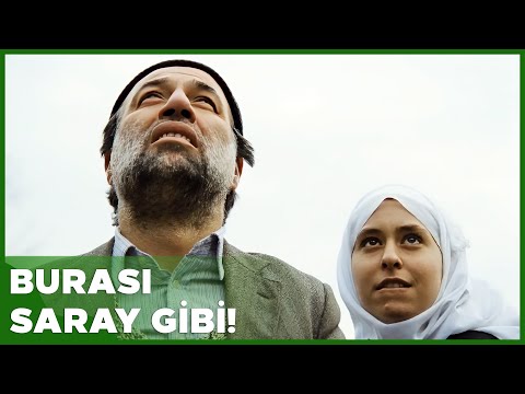 Abuk Sabuk 1 Film Türk Filmi | Âdemoğlu ve Kızı Rüya Gibi Bir Eve Yerleşiyor!