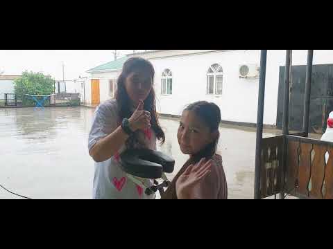 Lady Anita's Chair Massage in Rainy Weather: Unwind with Natural ASMR!