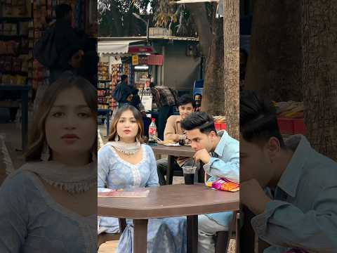 Ye kyu khush hora hai 😂#funny #couplethings#ytshorts #trending #youtubeindia #ytstudio#couplegoals
