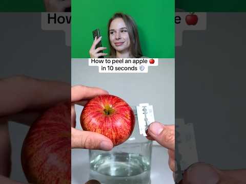 Проверила лайфхак почистить яблоко за десять секунд! #лайфхак #funny #lifehacks #проверкалайфхаков