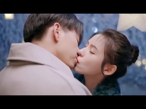 【MUTIL SUB】總裁為灰姑娘準備驚喜，兩人在水晶球下甜蜜親吻#chinesedrama #drama #love #张予曦