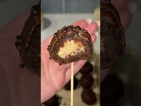 viral mini brownie cookie dough cake pops recipe 🍫 #shorts #recipe #brownie #dessert #easyrecipe