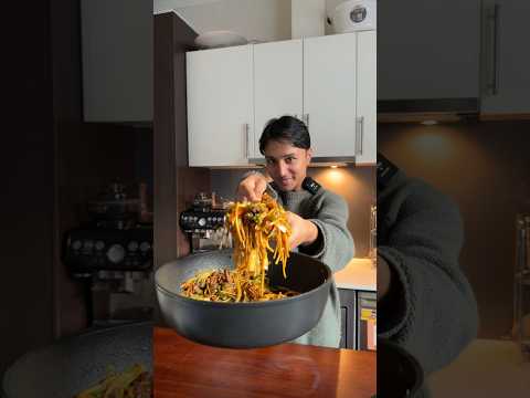 Local Buff Chowimen #contentcreator #food #nepalfood