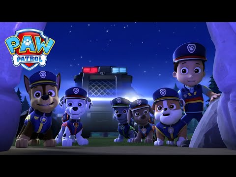 Chase ensina os cachorros a serem cães-polícia - Patrulha Pata PAW Patrol Episódio Português