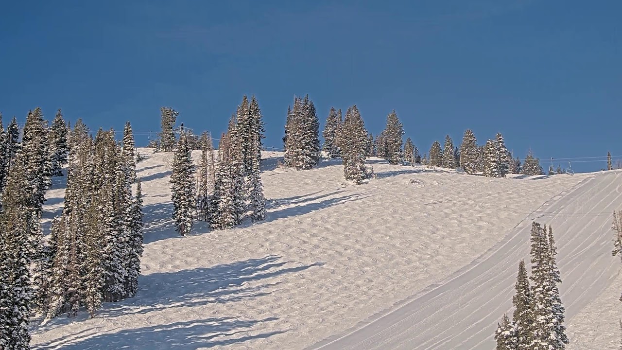 Sunshine Bowl, Solitude