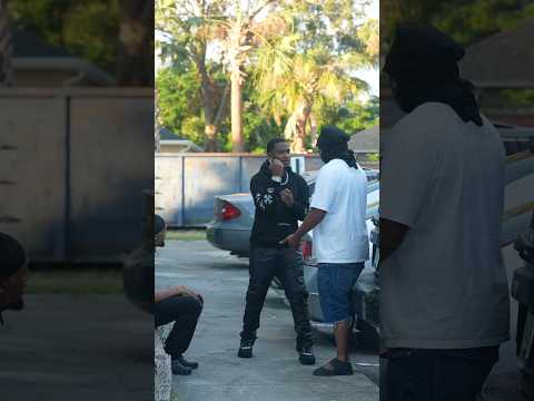 Flexing Expensive Jewelry In Dangerous Orlando Hood😂 YT:Famousque
