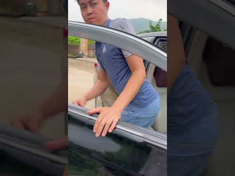 The superhero man saved two babies #viralvideo #trending #shortvideo