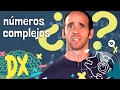 Números Complejos en Matemáticas y Física