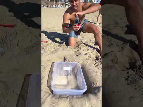 Beach Prank Left Girlfriend Speechless!