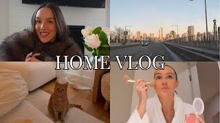 january home vlog: hosting girls night, running errands & bestie-versary