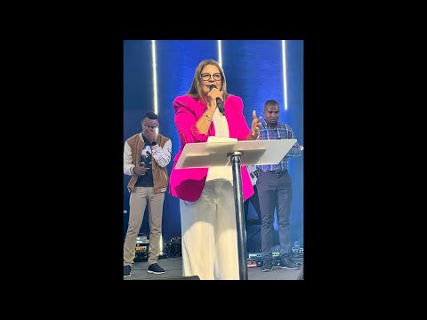 ¡Excelencia Cristiana Television! está en vivo ( Pastora Raquel Cuevas )