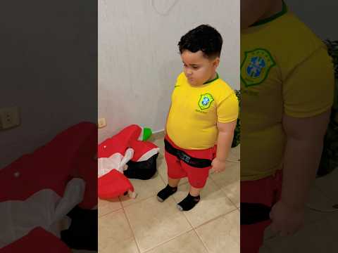 Papai Noel ressuscitou 😂🤡🎅🎄 #natal #funny #natal2024 #familiacomedia #meme #humor #short