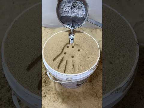 ‏Satisfying and Relaxing Metal Sand  #reelsvideoシ #satisfying #artwork #art #experiment