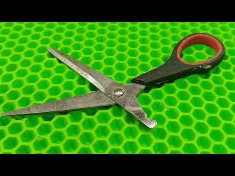 Brilliant idea from broken scissors  This master is just a genius!